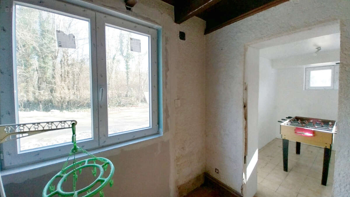 Maison à CHATEAU-L'EVEQUE