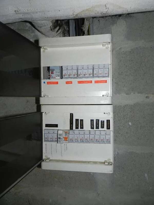 Maison à SAINT-PIERRE-SUR-DIVES