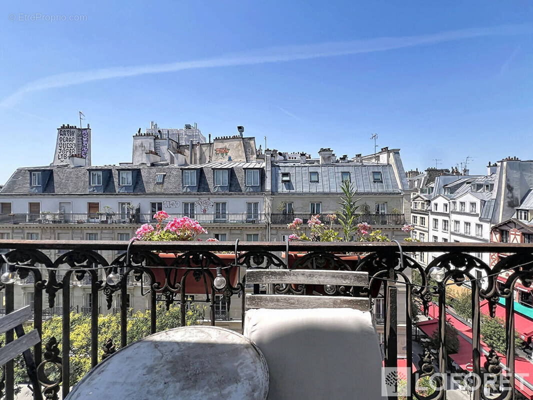 Appartement à PARIS-1E