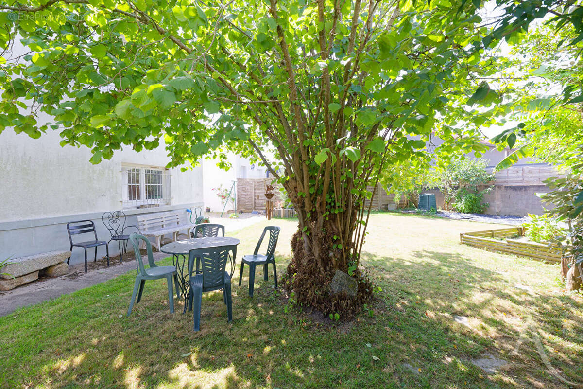 Maison à L'HERBERGEMENT