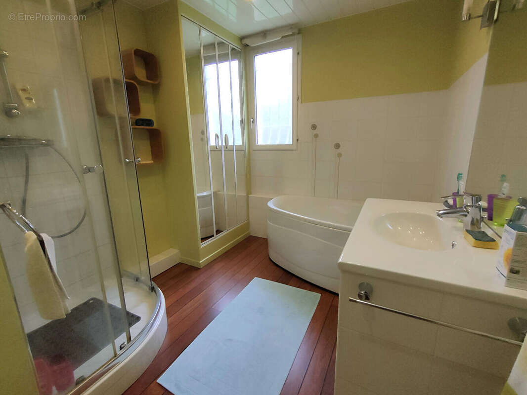 Maison à SAINT-ROMAIN-DE-COLBOSC