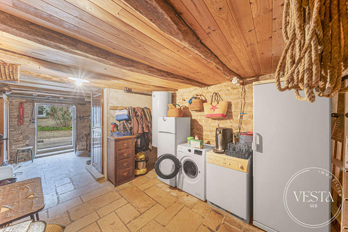 Maison à NUITS-SAINT-GEORGES