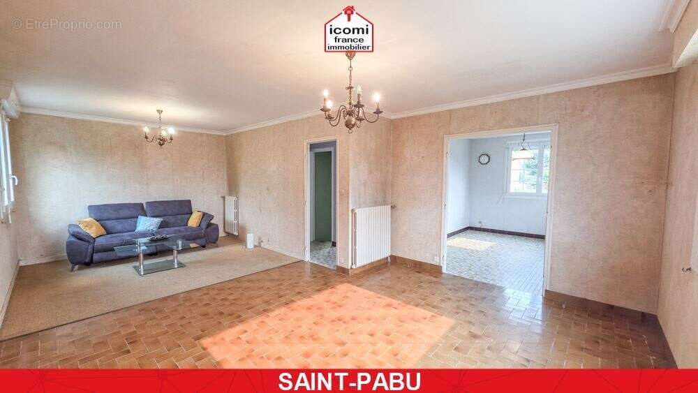 Maison à SAINT-PABU