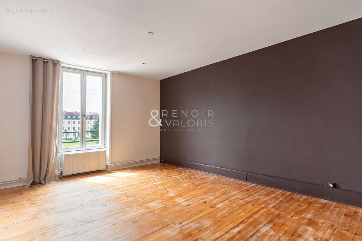 Appartement 92 m² à Nancy  - photo 4