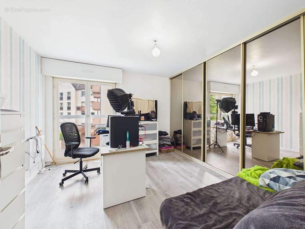 3/4 Pieces 74m² - photo 10