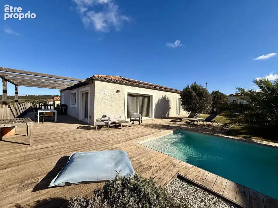Villa contemporaine avec piscine en limite de campagne - photo 2