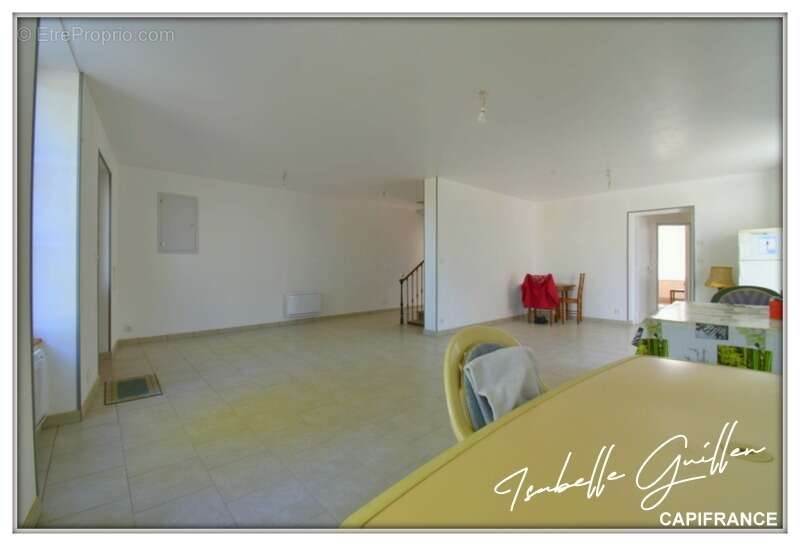 Maison à CHATEAUMEILLANT