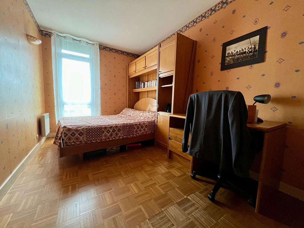 Appartement à HOUILLES