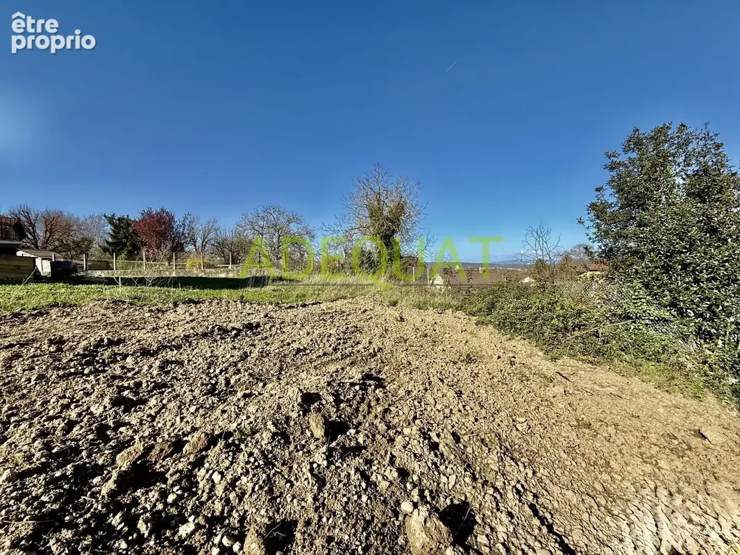 SAINT ALBAN DE ROCHE, Terrain constructible de 526m2 avec vue dominante... - photo 3