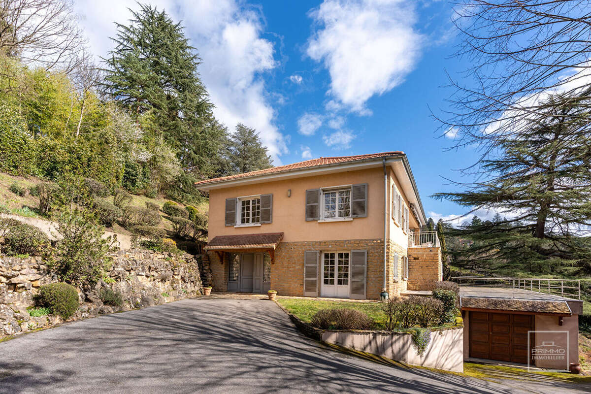 Maison à SAINT-CYR-AU-MONT-D&#039;OR