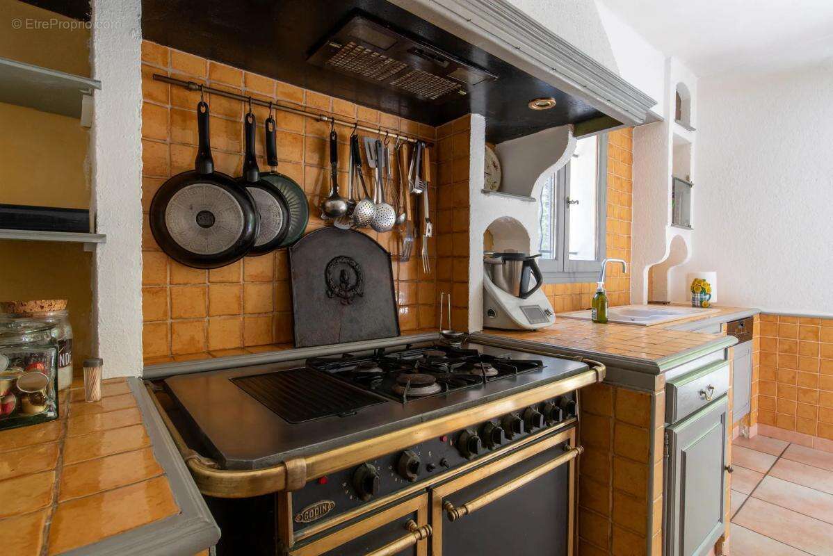 Maison à PLAN-D&#039;AUPS-SAINTE-BAUME