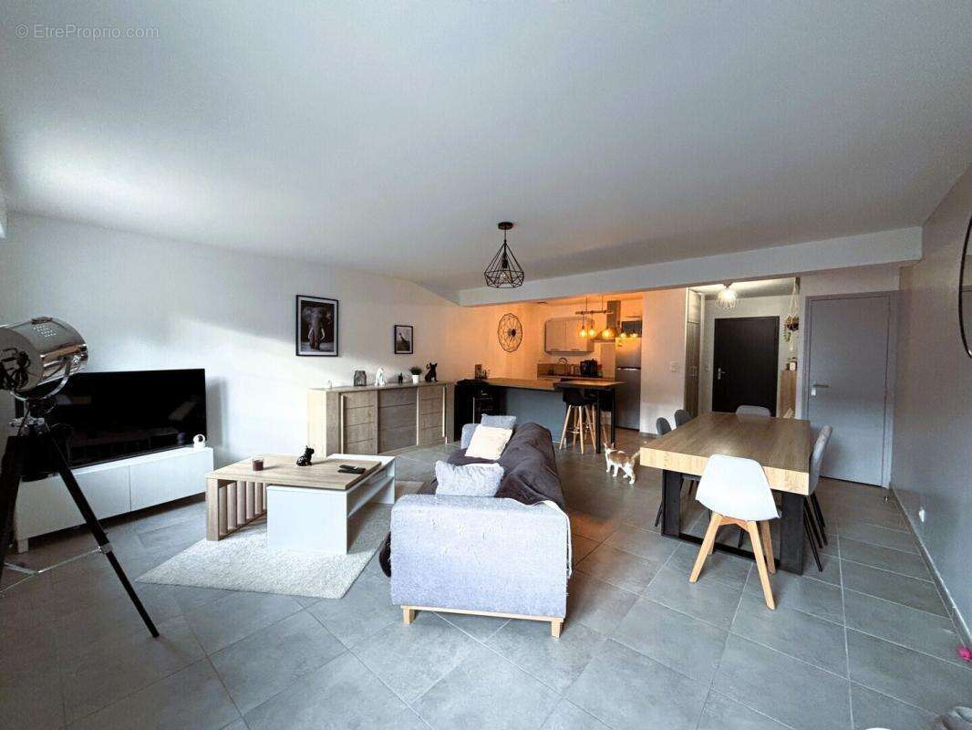 Appartement à VIGNACOURT