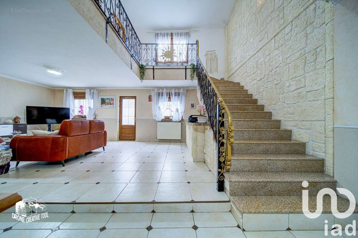 Photo 2 - Maison à THIL