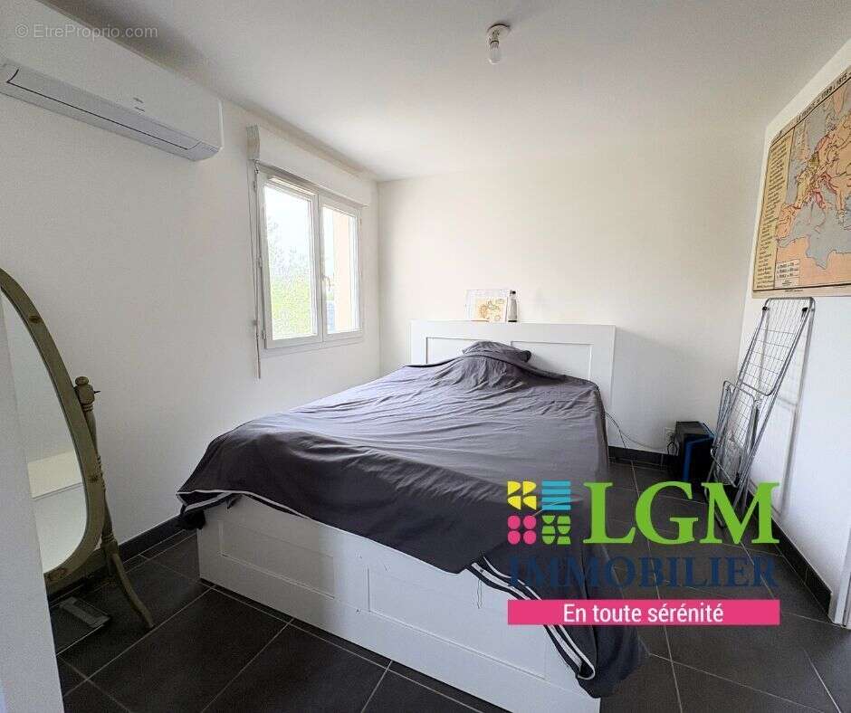 Maison à VILLEVIEILLE