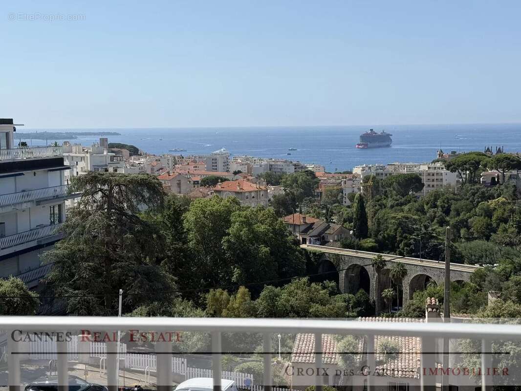 Appartement à CANNES