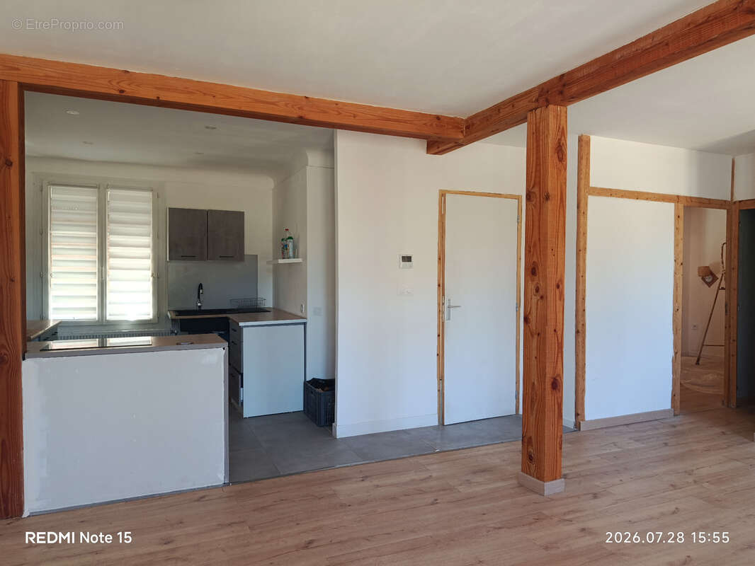 Pavillon sur sous-sol - 2 chambres - garage - terrain - photo 2