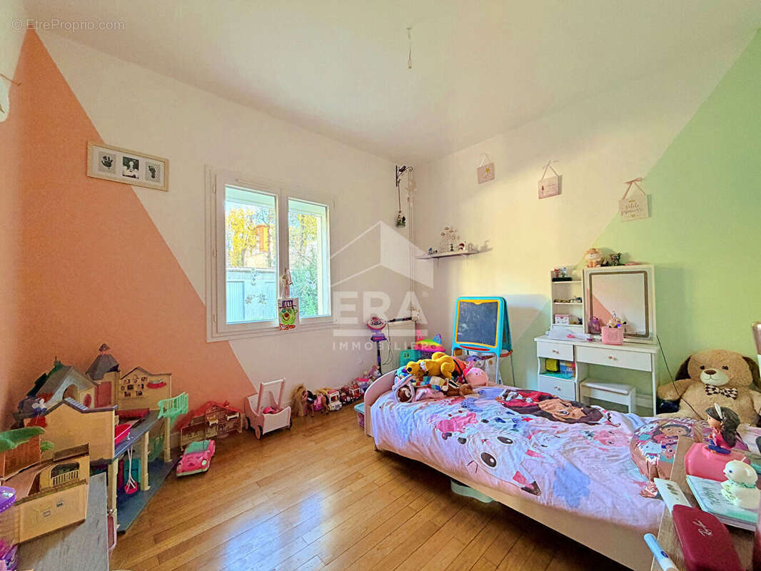 Maison à LA COURONNE