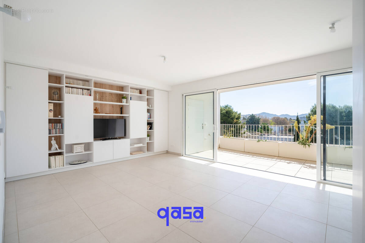 Appartement à MARSEILLE-8E