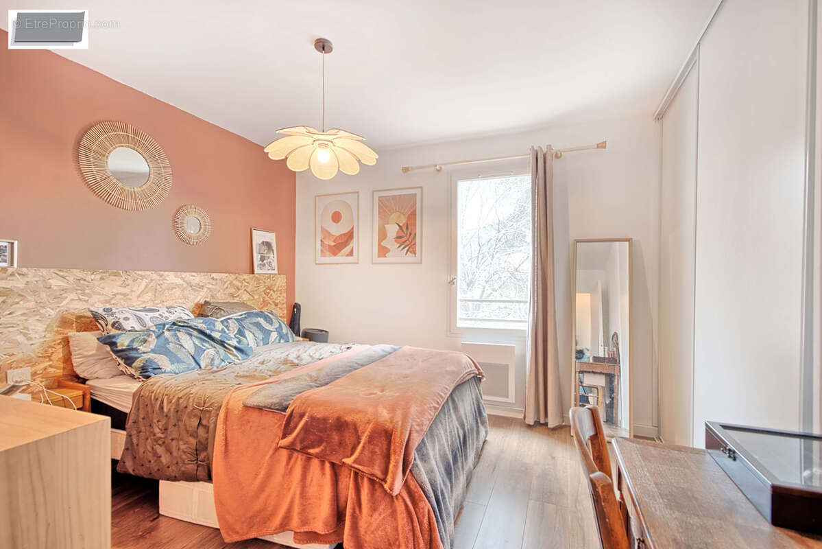 Appartement à LA VALETTE-DU-VAR