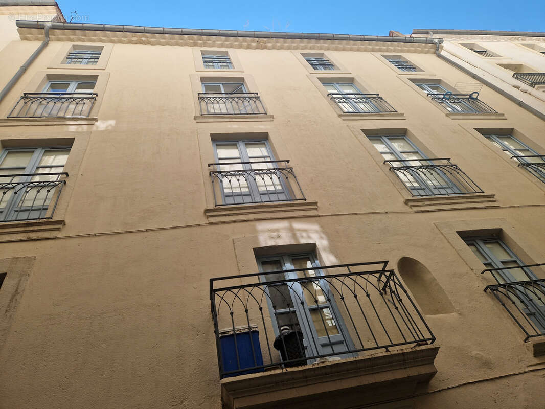 Appartement à BEZIERS