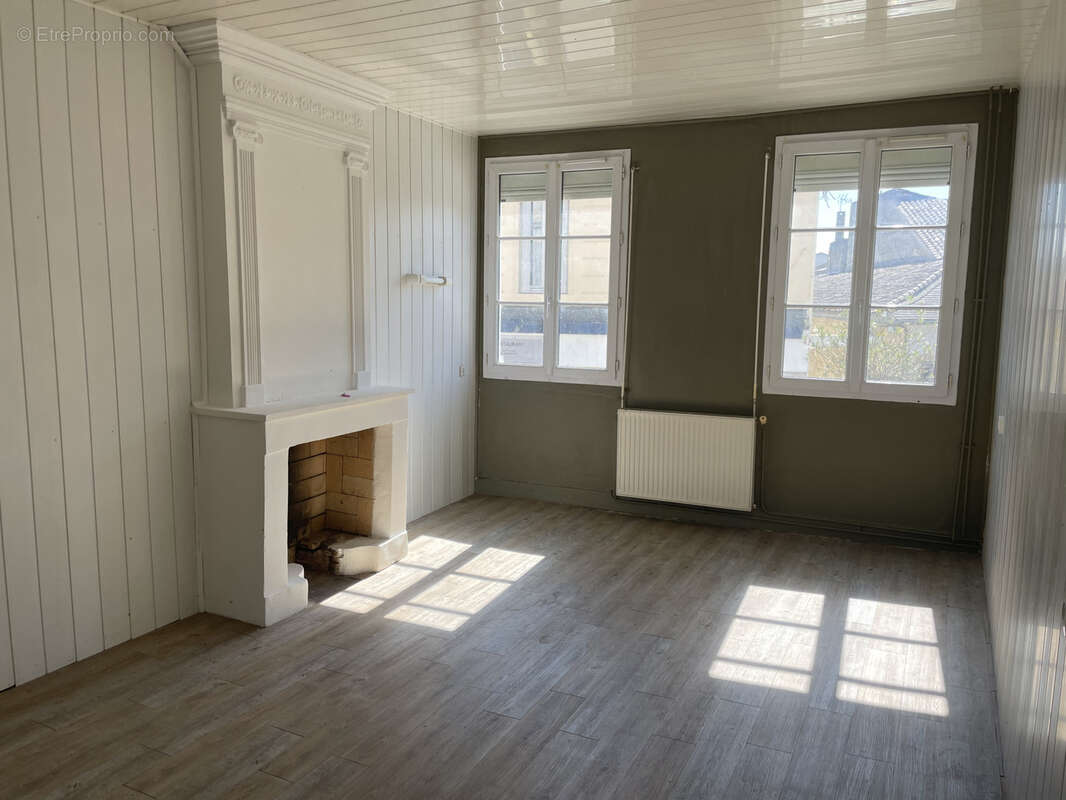 Maison à CASTILLON-LA-BATAILLE