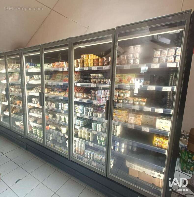 Photo 2 - Commerce à VILLEDOMER