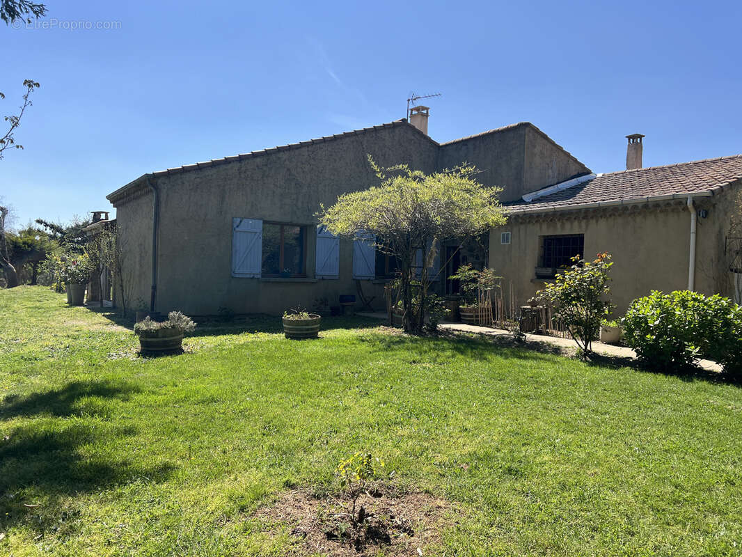 Maison à SAINT-ROMAIN-DE-LERPS