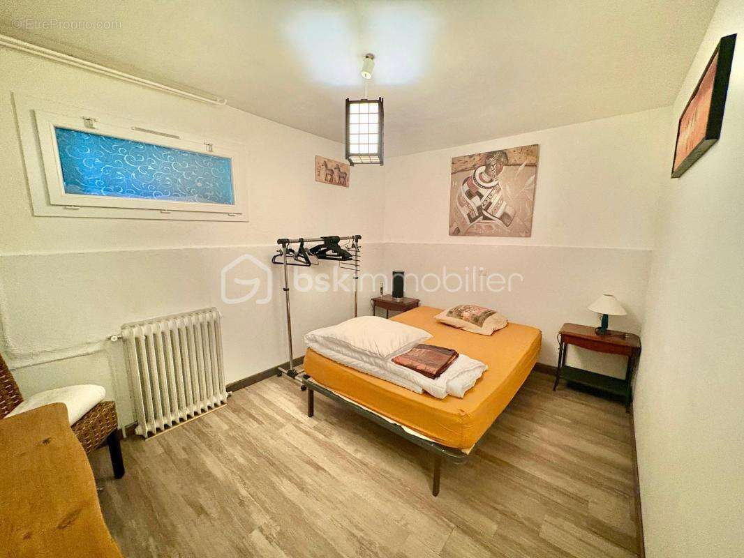 Maison à TOURRETTES