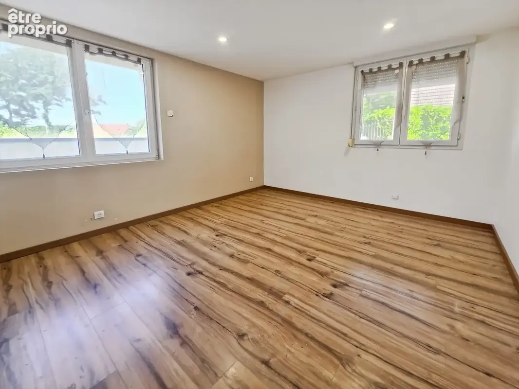 Maison contemporaine de standing avec piscine – commenailles (jura) - photo 8