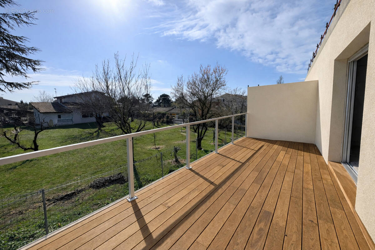 Appartement à ESCALQUENS