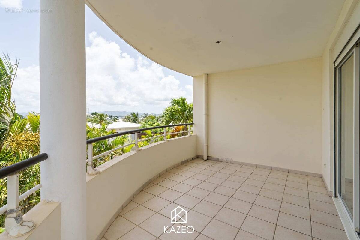 Appartement à LES TROIS-ILETS