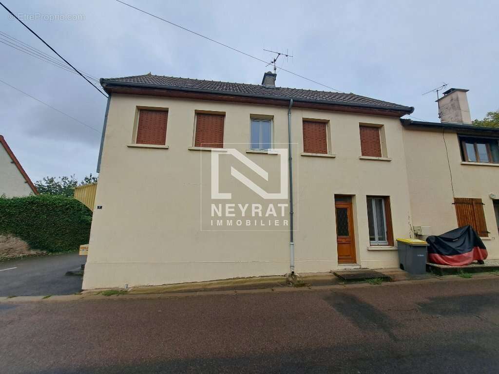 Maison à AUTUN