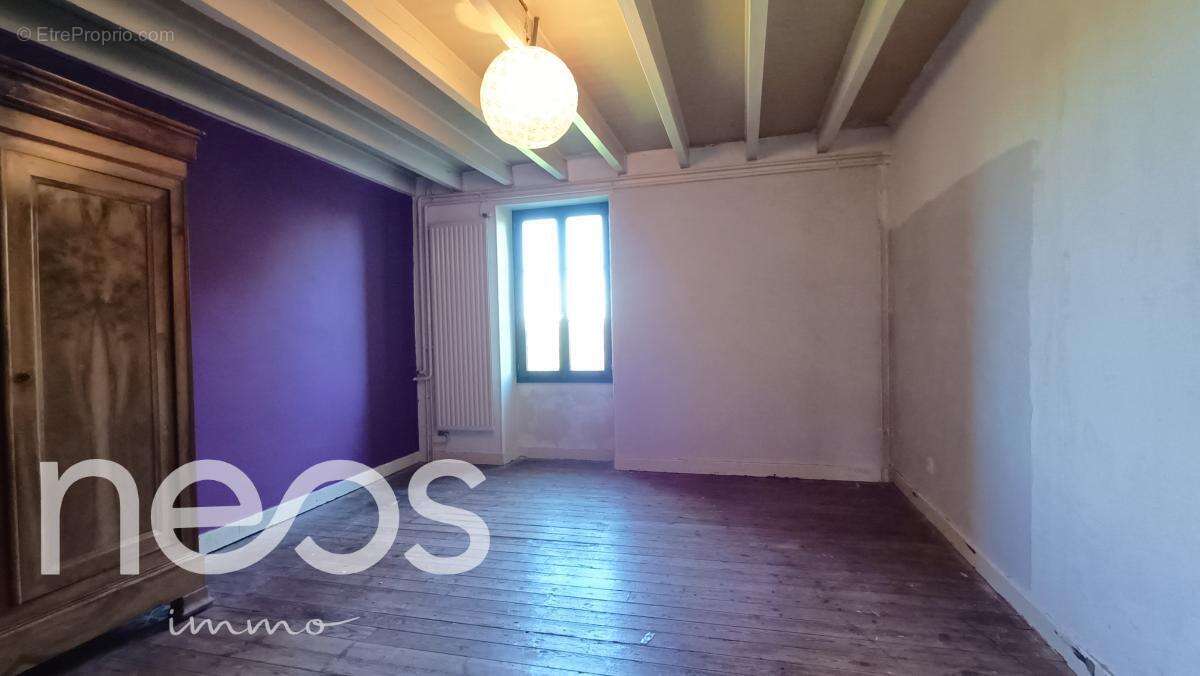 Maison à LE GRAND-MADIEU