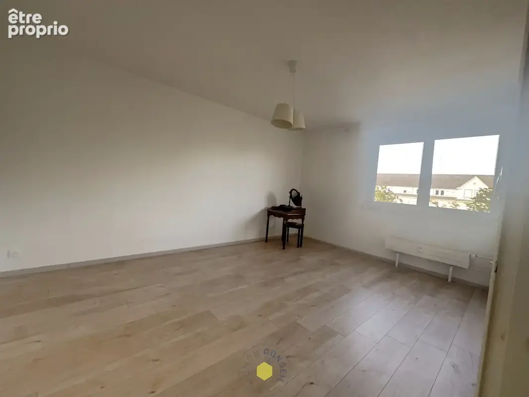 T4 Mulhouse 102 m2 - photo 7