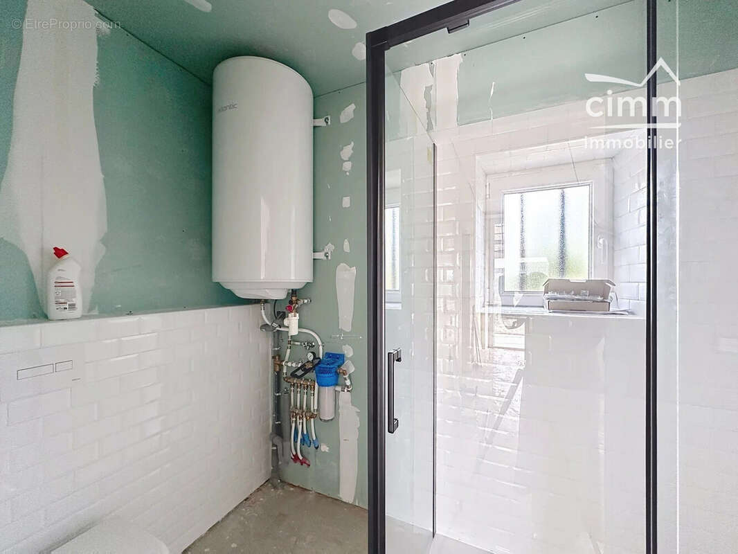 Maison à PERNES-LES-FONTAINES