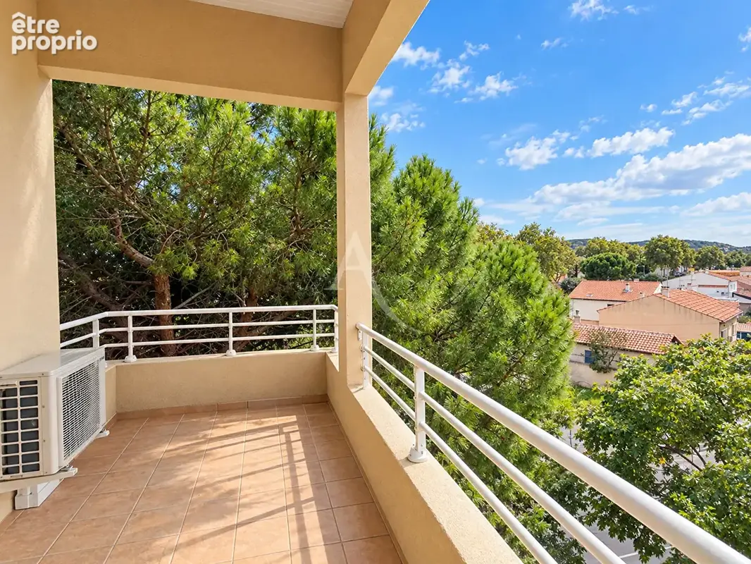 Narbonne centre. appartement 3 chambres - terrasse + garage & parking - photo 1