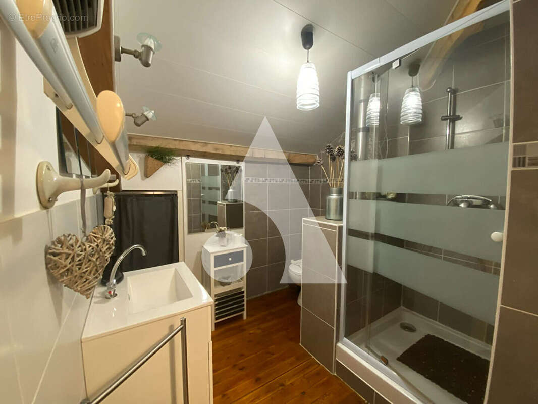 Appartement à VALS-LES-BAINS