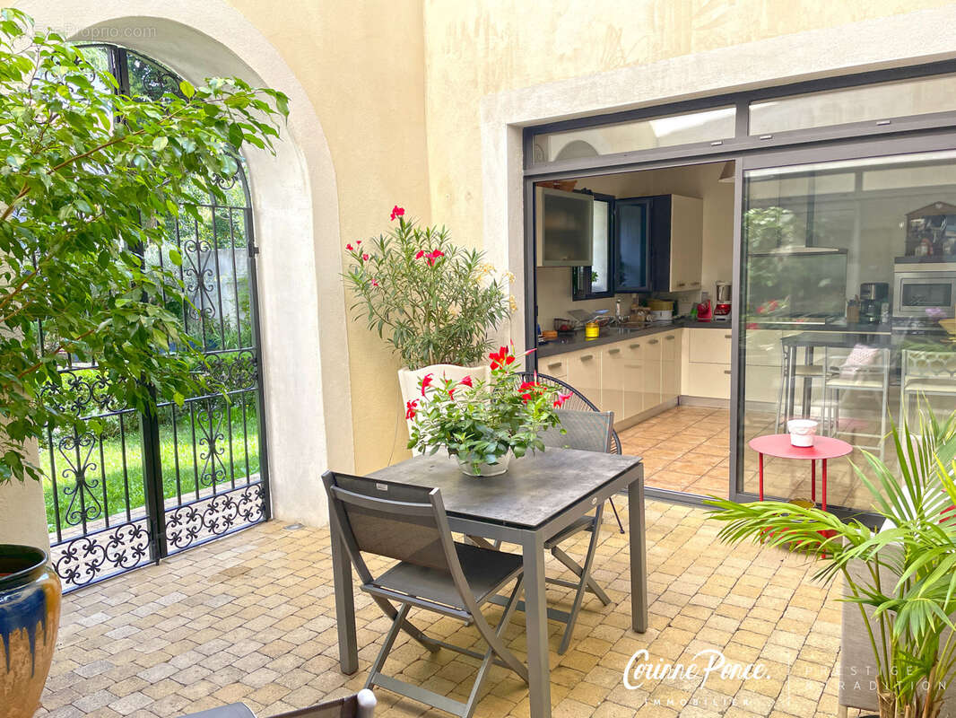Maison à NIMES