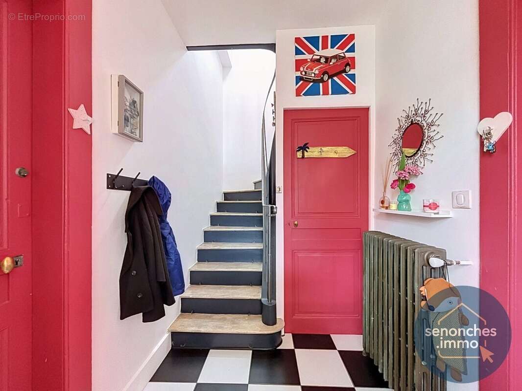 Maison de ville 4 pièces  86 m²  3 chambres  Centre-ville de Le Coudray - photo 3