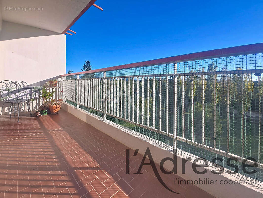 Appartement à MANDELIEU-LA-NAPOULE