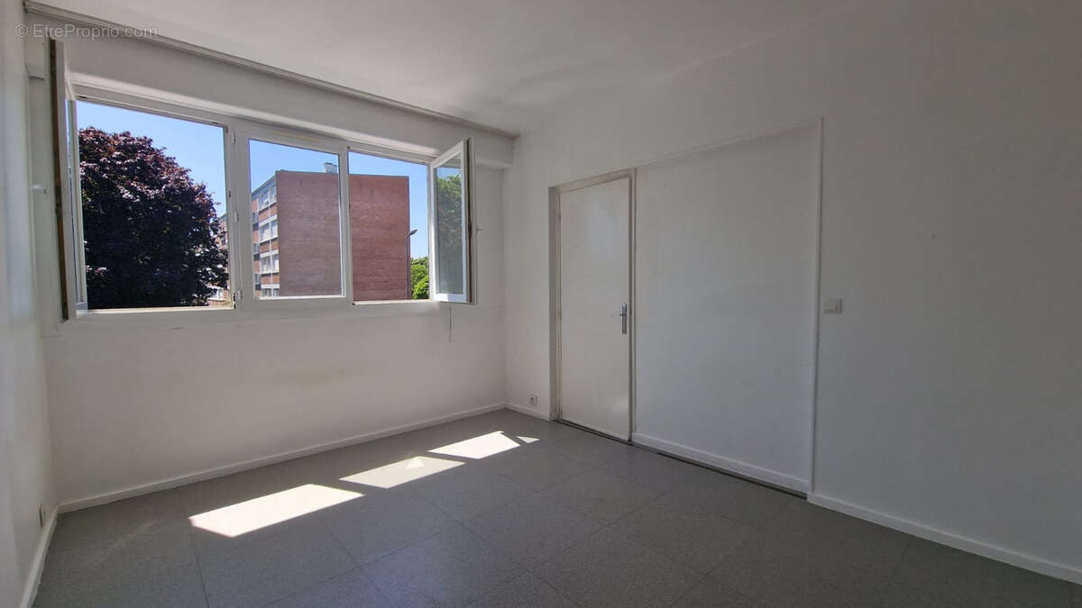 Appartement à AUBERGENVILLE