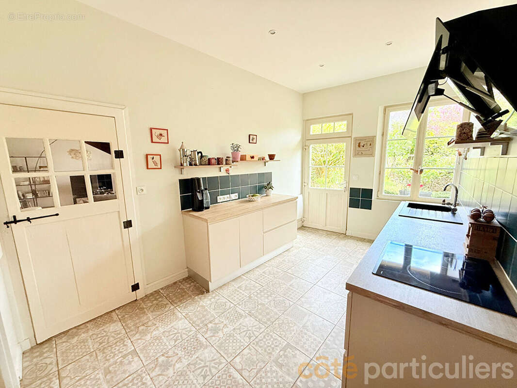 Maison Reugny 7 pièce(s) 195.55 m2 à 15 minutes d'Amboise - photo 3