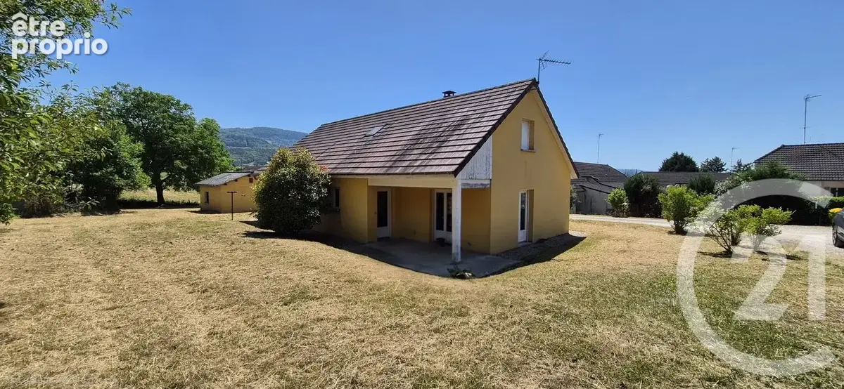 Maison à COUSANCE