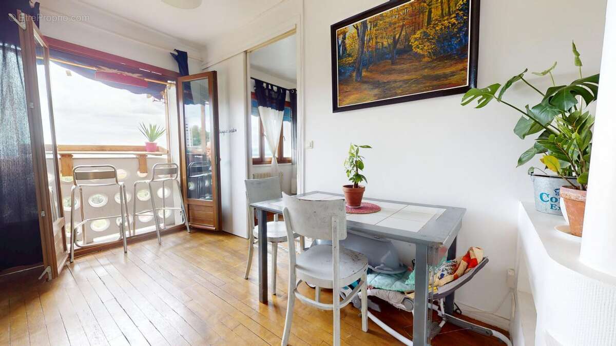 Appartement à LYON-5E