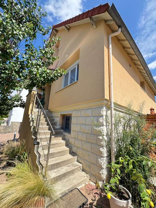 Belle maison familiale non mitoyenne 6 pièces à vendre - 120 m² avec jardin et garage - AULNAY SOUS BOIS 12 minutes de Paris - photo 2