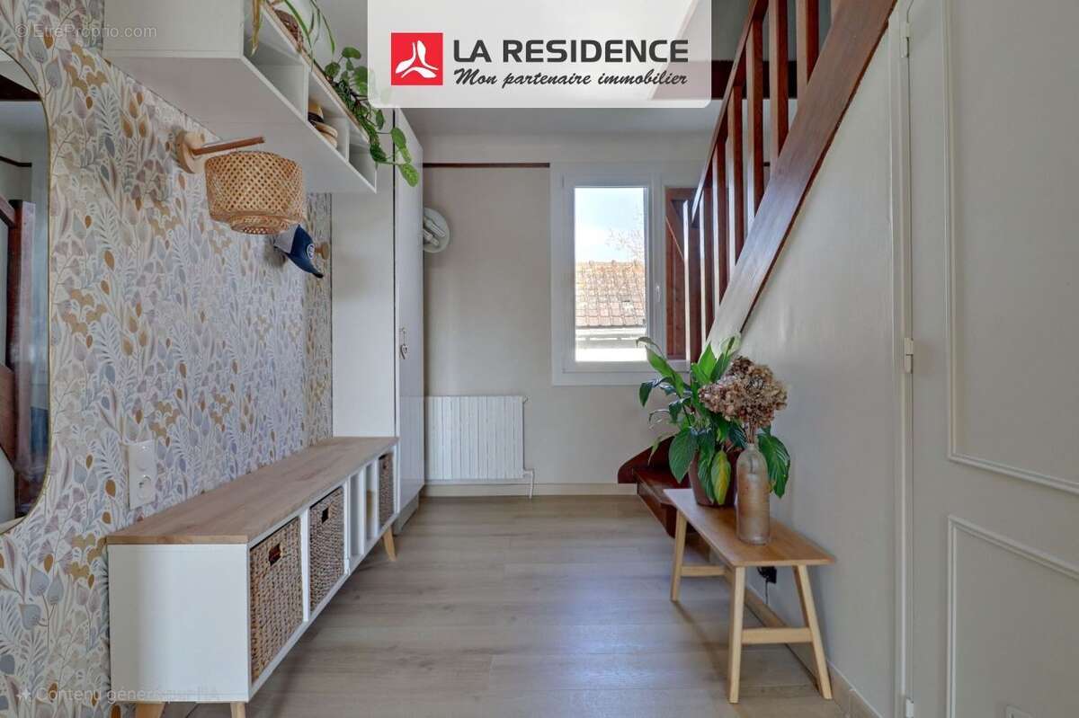 Maison à MARCHEZAIS