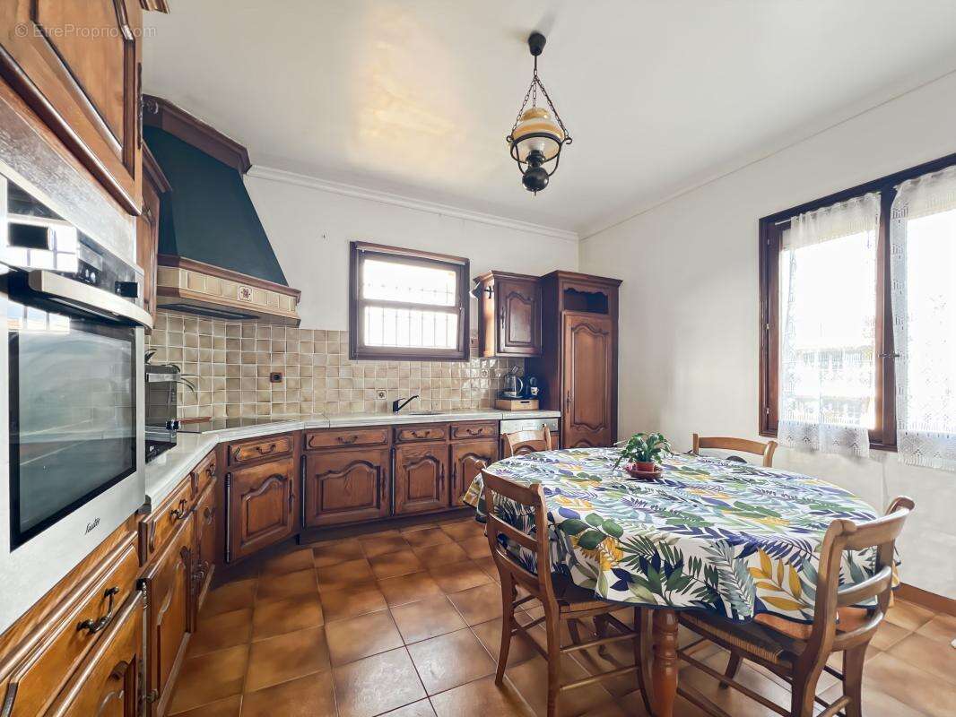 Maison à FREJUS
