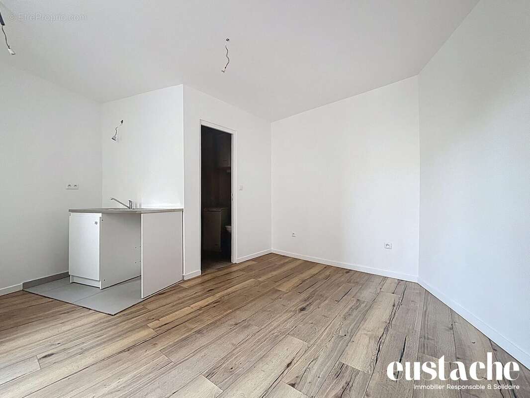 Appartement à PARIS-19E