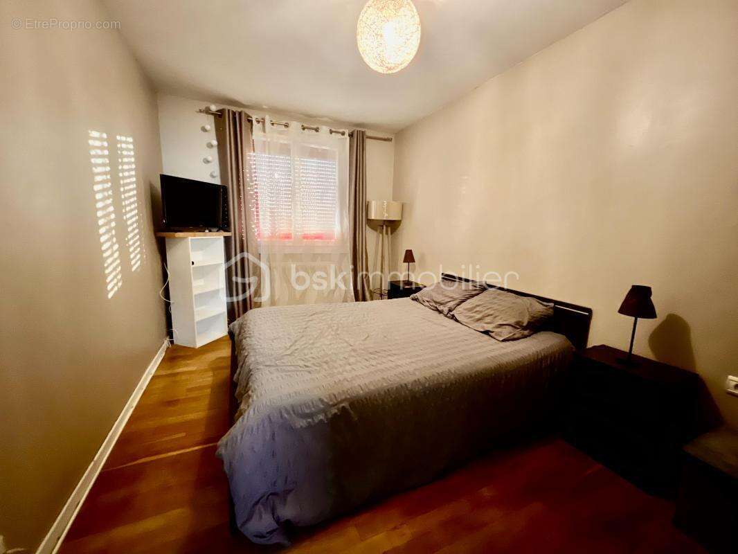 Maison à LA VILLEDIEU-DU-CLAIN