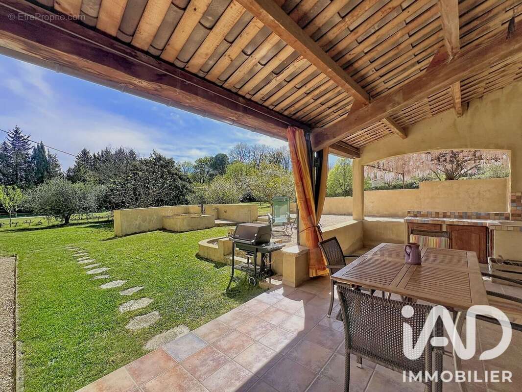 Maison 201 m² à Saint-Paulet-De-Caisson  - photo 5